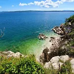 Апартаменты In Croatia With Pool Драмаль