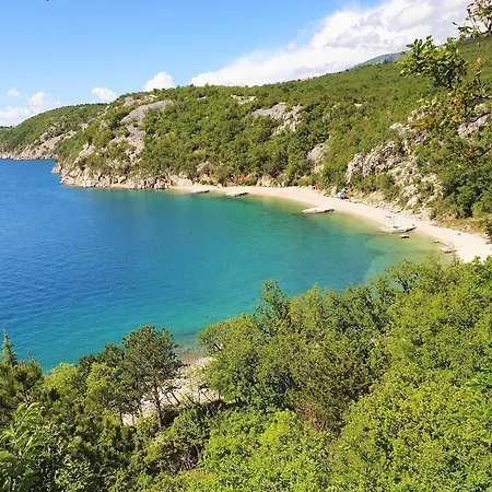 In Croatia With Pool Apartman Dramalj